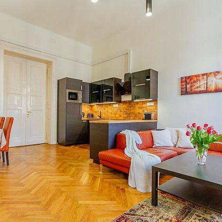 Supercentral Boutique Suite Boedapest Buitenkant foto